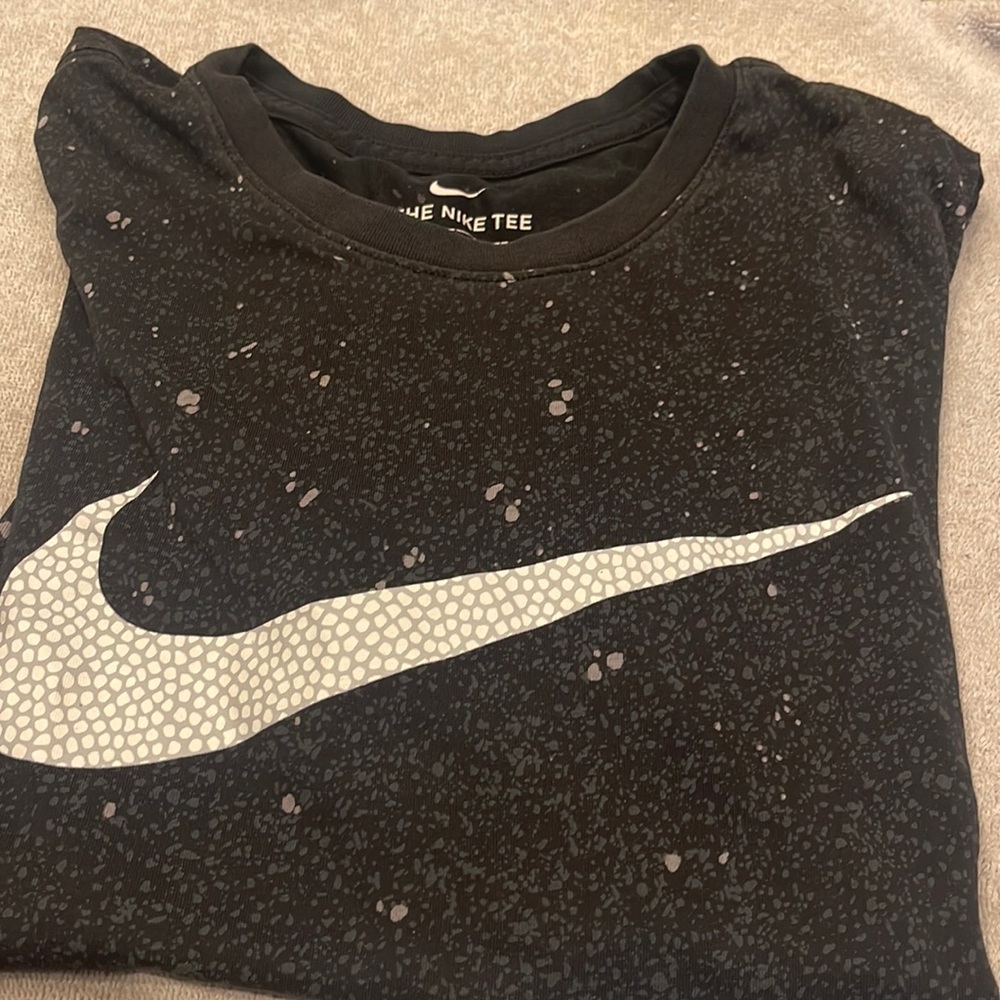 Nike T Shirt